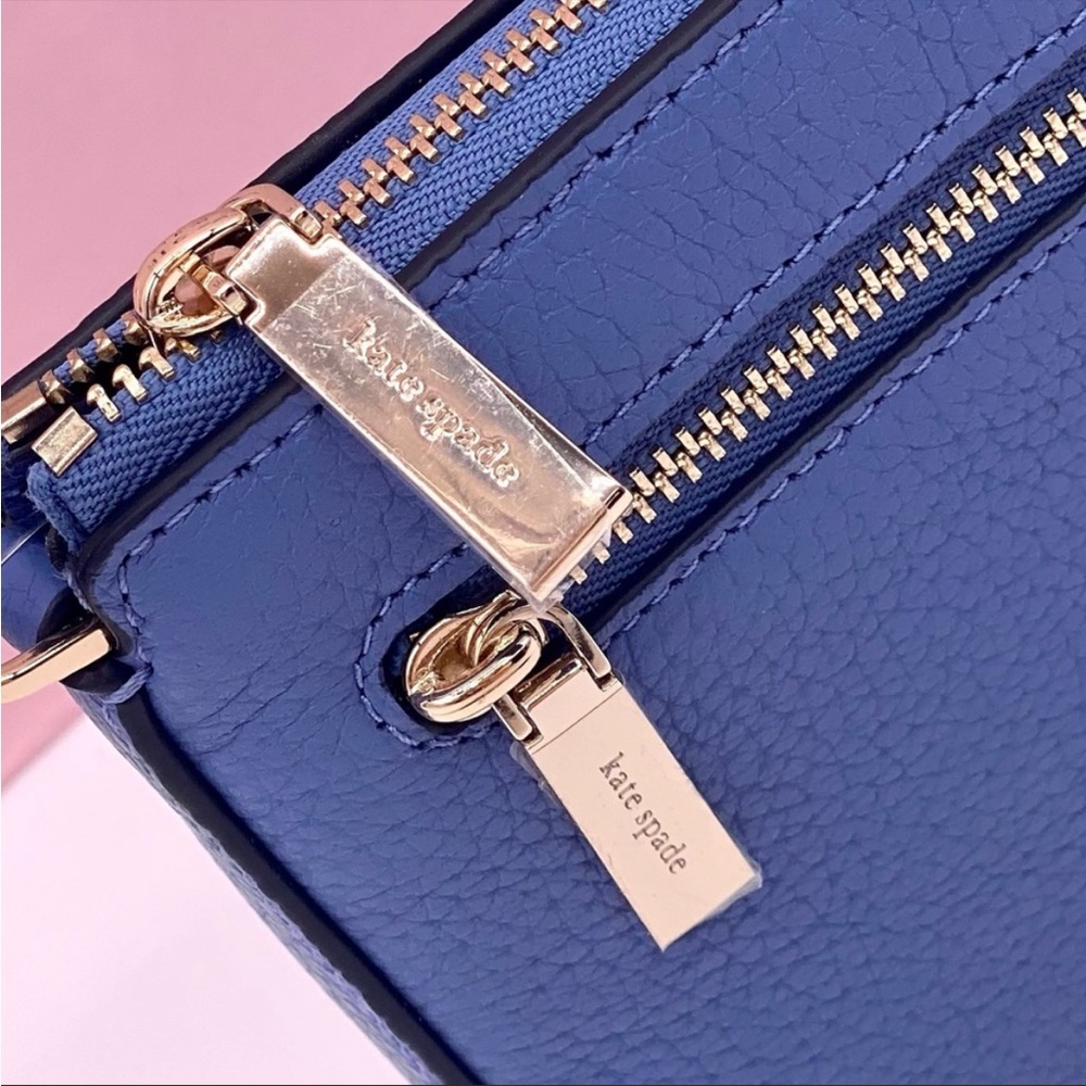 Kate Spade Leila Convertible Wristlet Wallet NWT
Small purse Fresh Blue - Picture 9 of 12